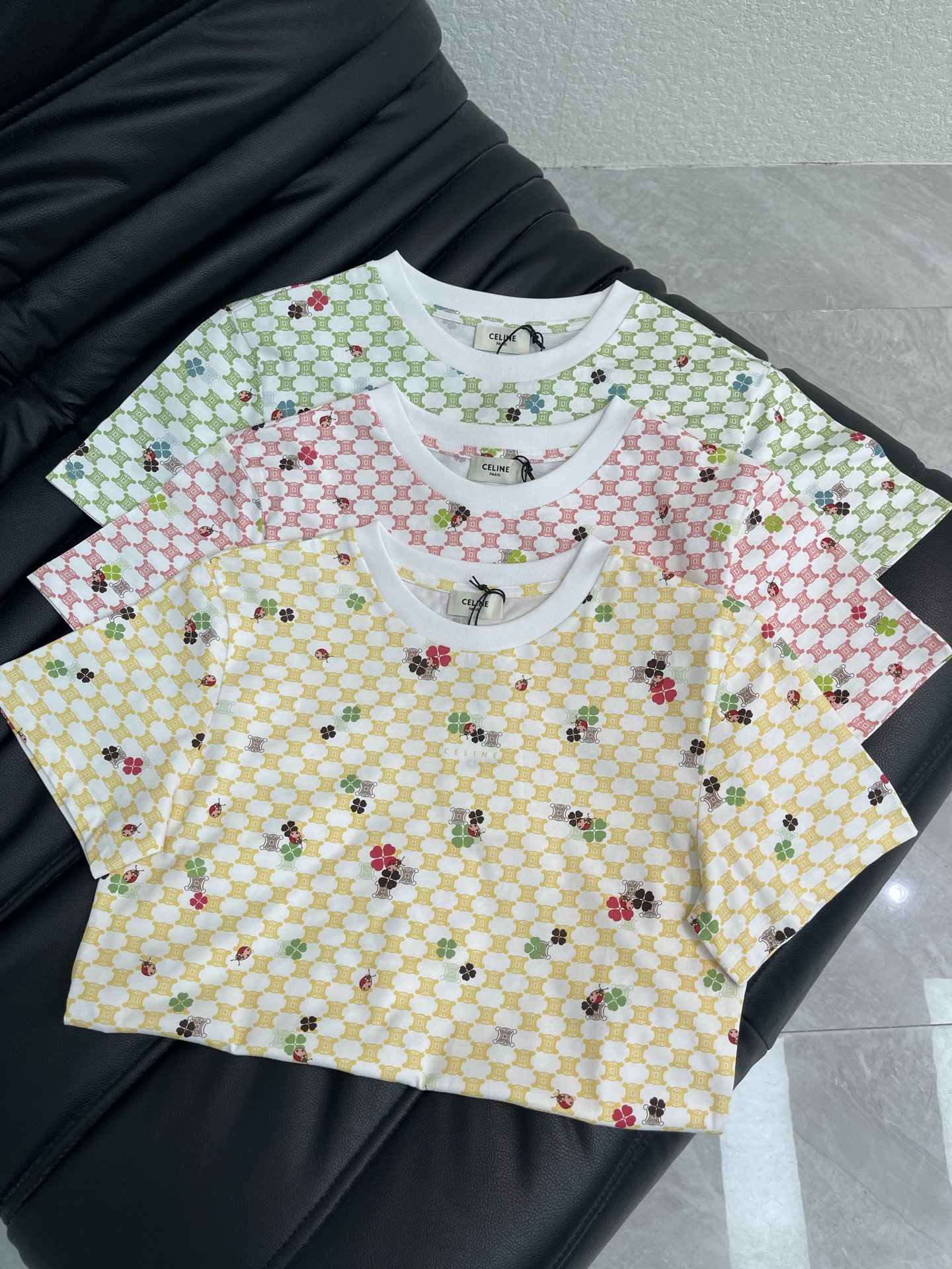 Women's short sleeves